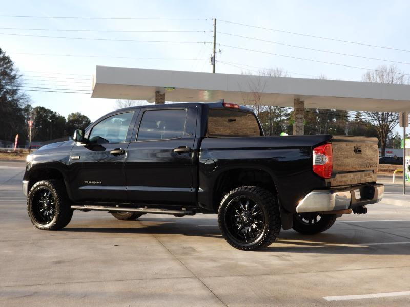 Toyota Tundra SR5 5.7L V8 CrewMax 2WD 2021