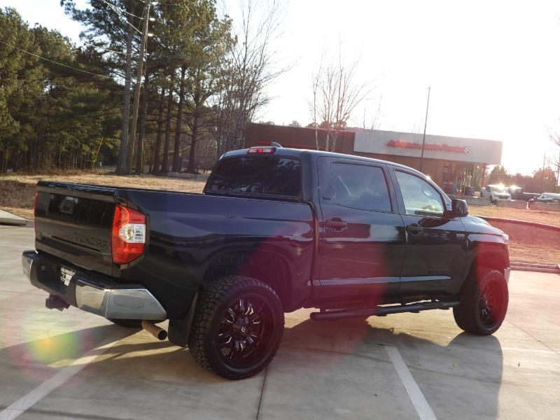 Toyota Tundra SR5 5.7L V8 CrewMax 2WD 2021