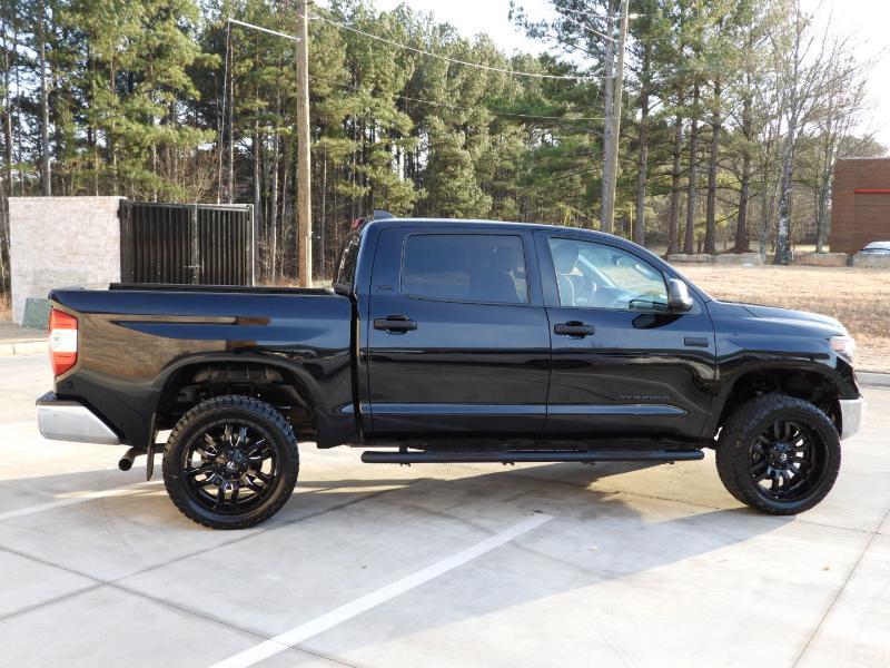 Toyota Tundra SR5 5.7L V8 CrewMax 2WD 2021