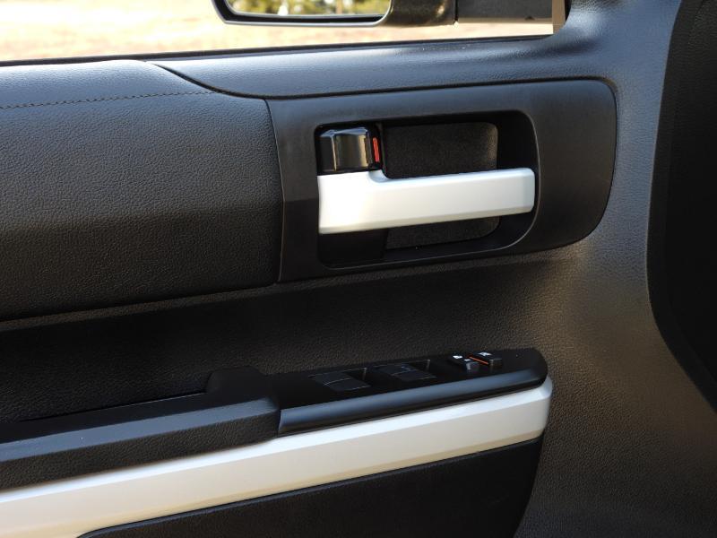 Toyota Tundra SR5 5.7L V8 CrewMax 2WD 2021