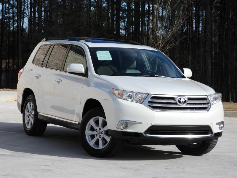 Toyota Highlander SE FWD V6 2012