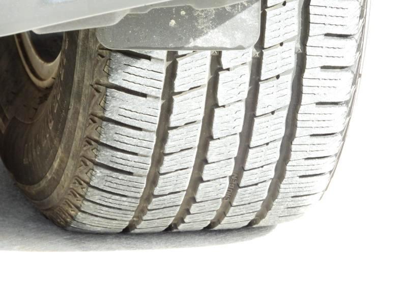 Toyota Highlander SE FWD V6 2012