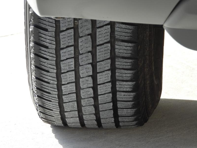 Toyota Highlander SE FWD V6 2012