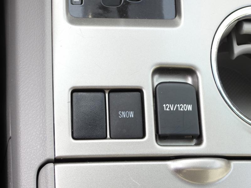 Toyota Highlander SE FWD V6 2012