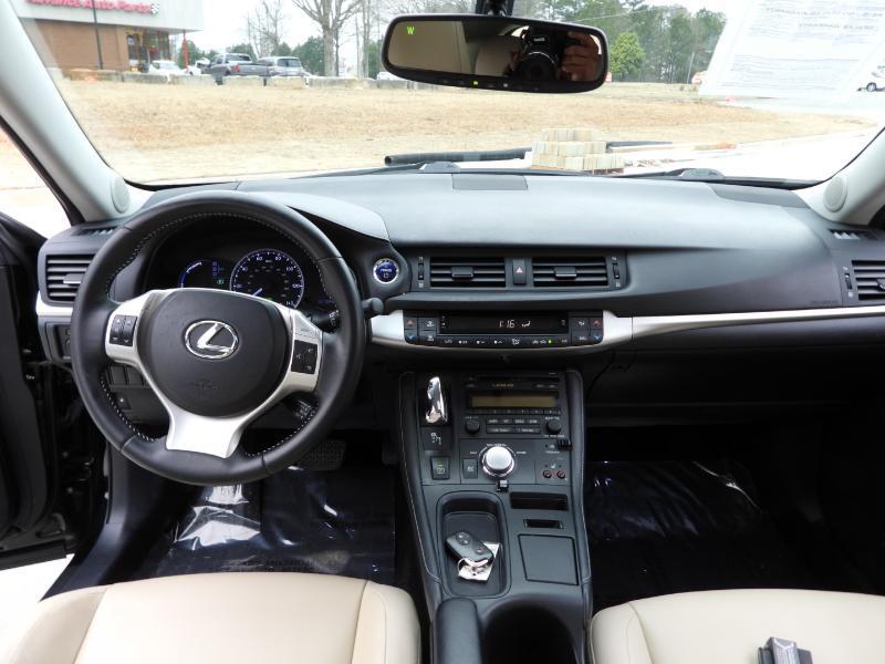Lexus CT 200h Base 2013
