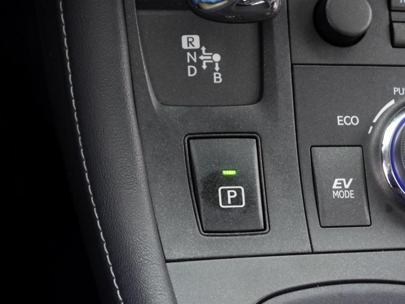 Lexus CT 200h Base 2013