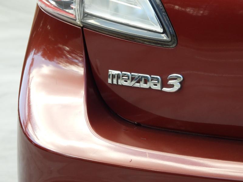 Mazda MAZDA3 s Sport 5-Door 2011