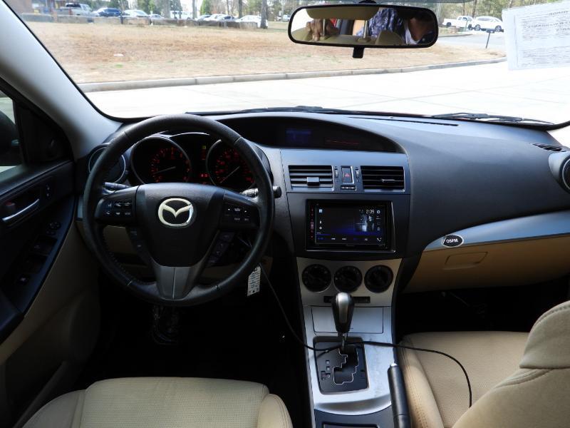 Mazda MAZDA3 s Sport 5-Door 2011