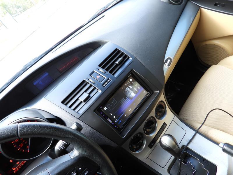 Mazda MAZDA3 s Sport 5-Door 2011