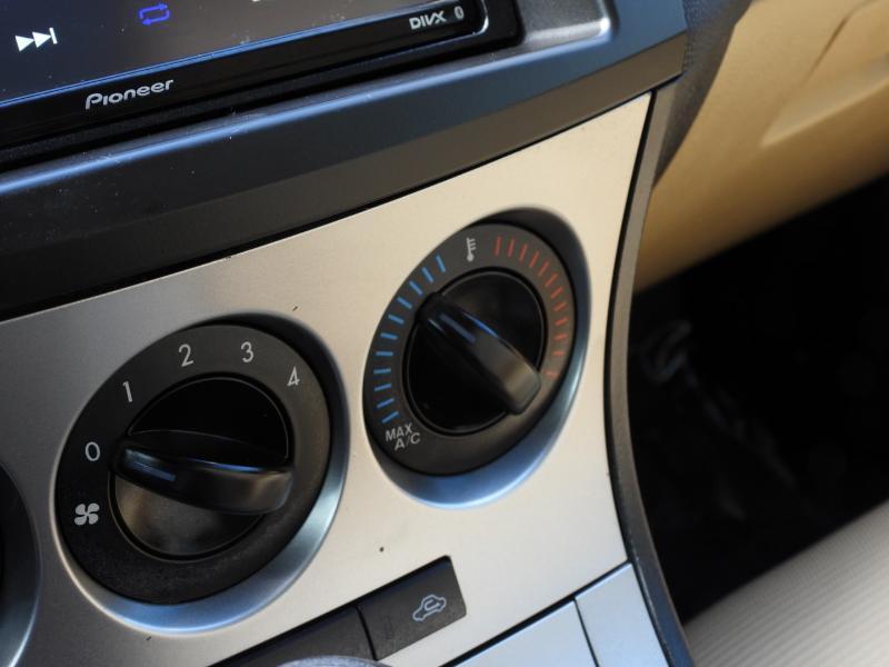 Mazda MAZDA3 s Sport 5-Door 2011