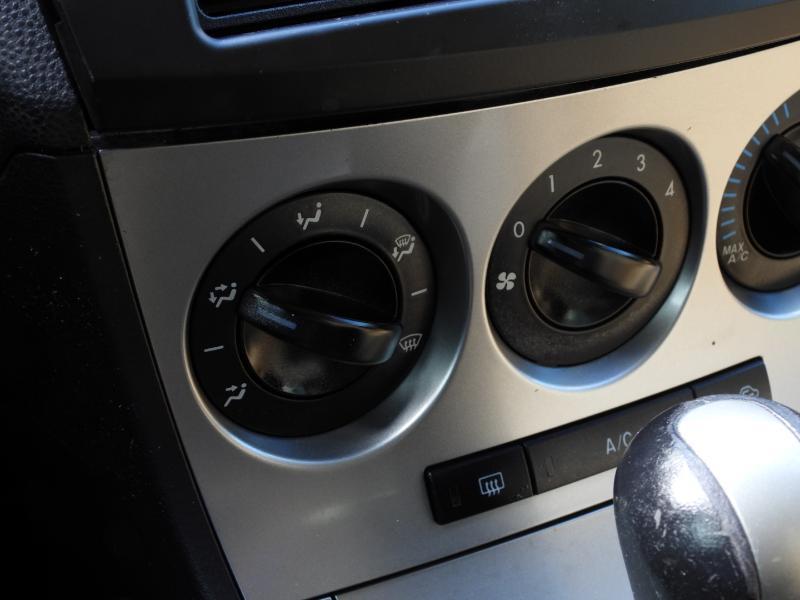 Mazda MAZDA3 s Sport 5-Door 2011