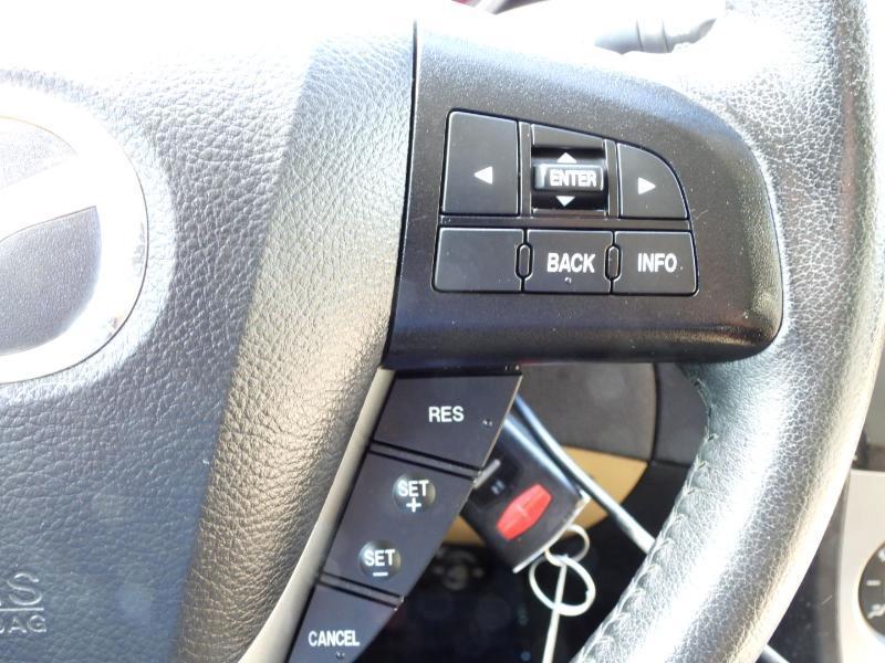 Mazda MAZDA3 s Sport 5-Door 2011