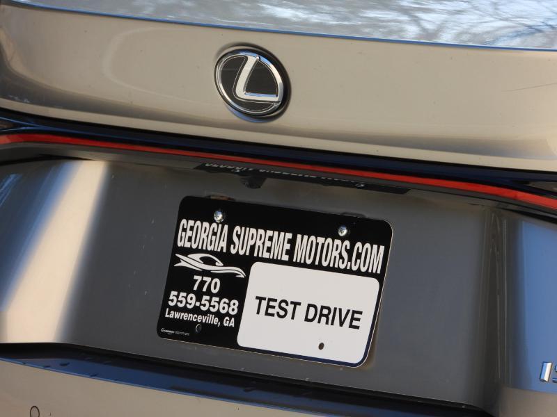 Lexus IS 300 RWD 2023