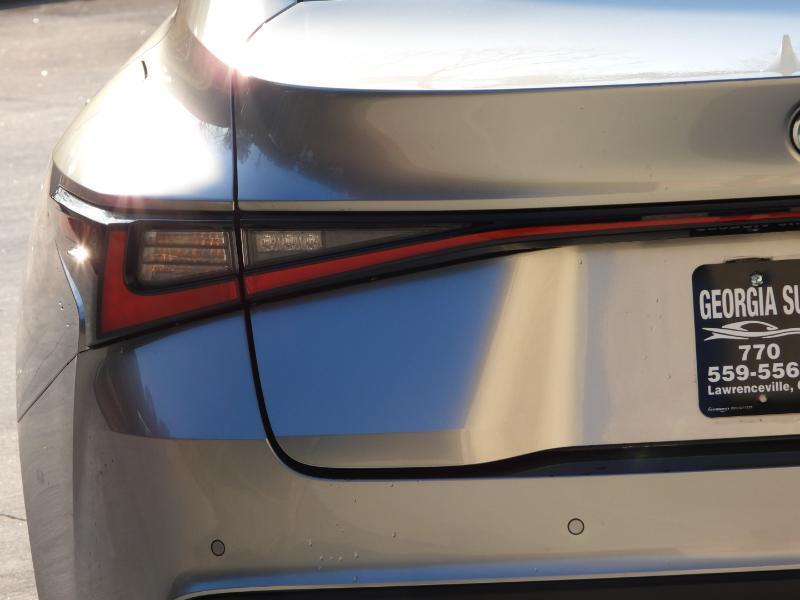 Lexus IS 300 RWD 2023