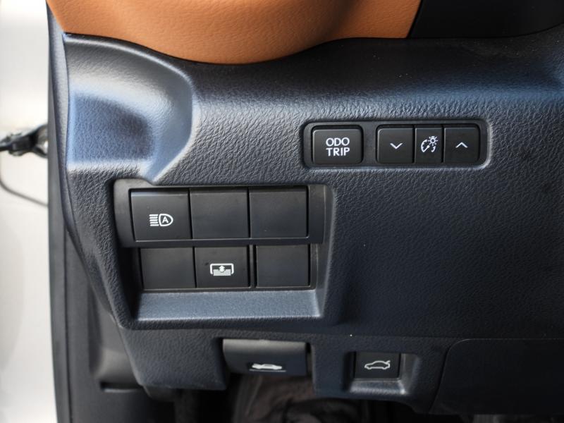 Lexus IS 300 RWD 2023