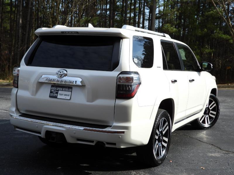 Toyota 4Runner Limited 2WD V6 2017