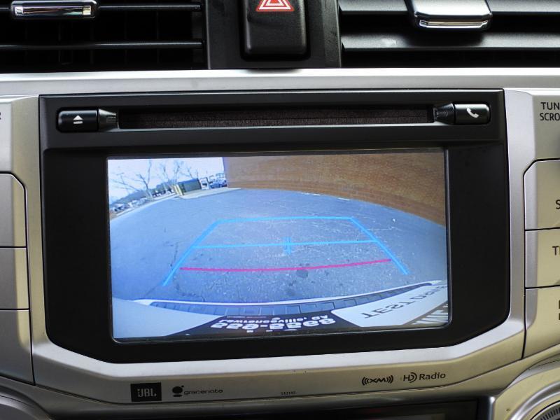 Toyota 4Runner Limited 2WD V6 2017