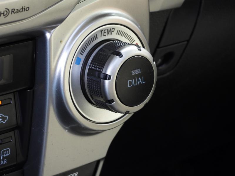 Toyota 4Runner Limited 2WD V6 2017