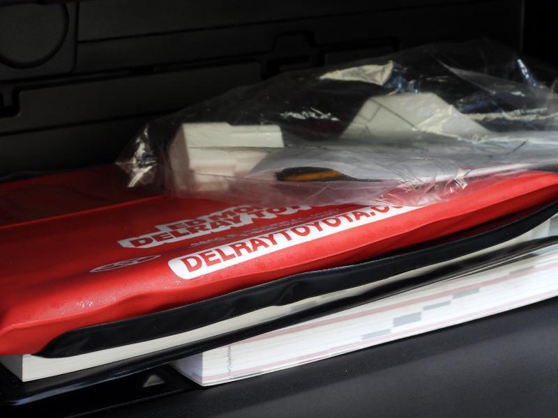 Toyota 4Runner Limited 2WD V6 2017