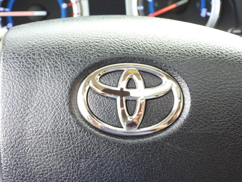 Toyota 4Runner Limited 2WD V6 2017