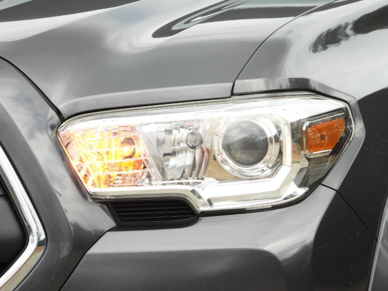 Toyota Tacoma SR5 Double Cab Long Bed V6 6AT 2WD 2020