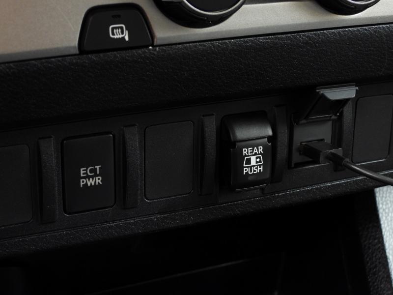 Toyota Tacoma SR5 Double Cab Long Bed V6 6AT 2WD 2020