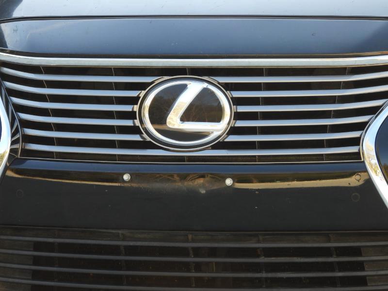 Lexus ES 350 Sedan 2013