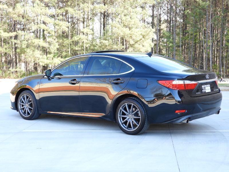 Lexus ES 350 Sedan 2013