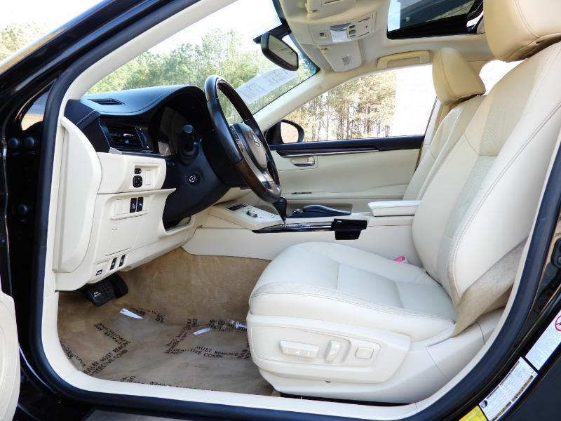 Lexus ES 350 Sedan 2013