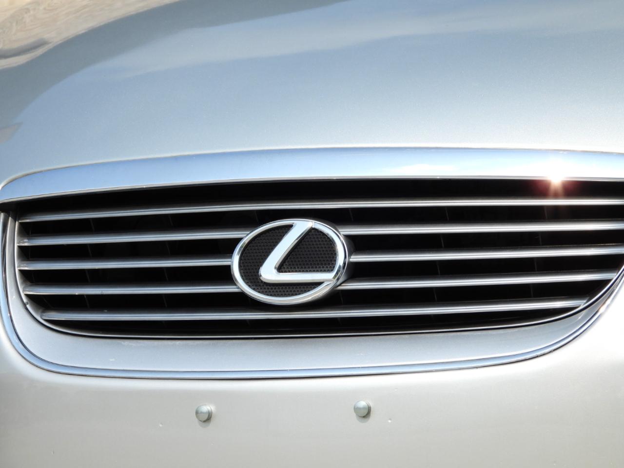Lexus SC 430 Convertible 2005