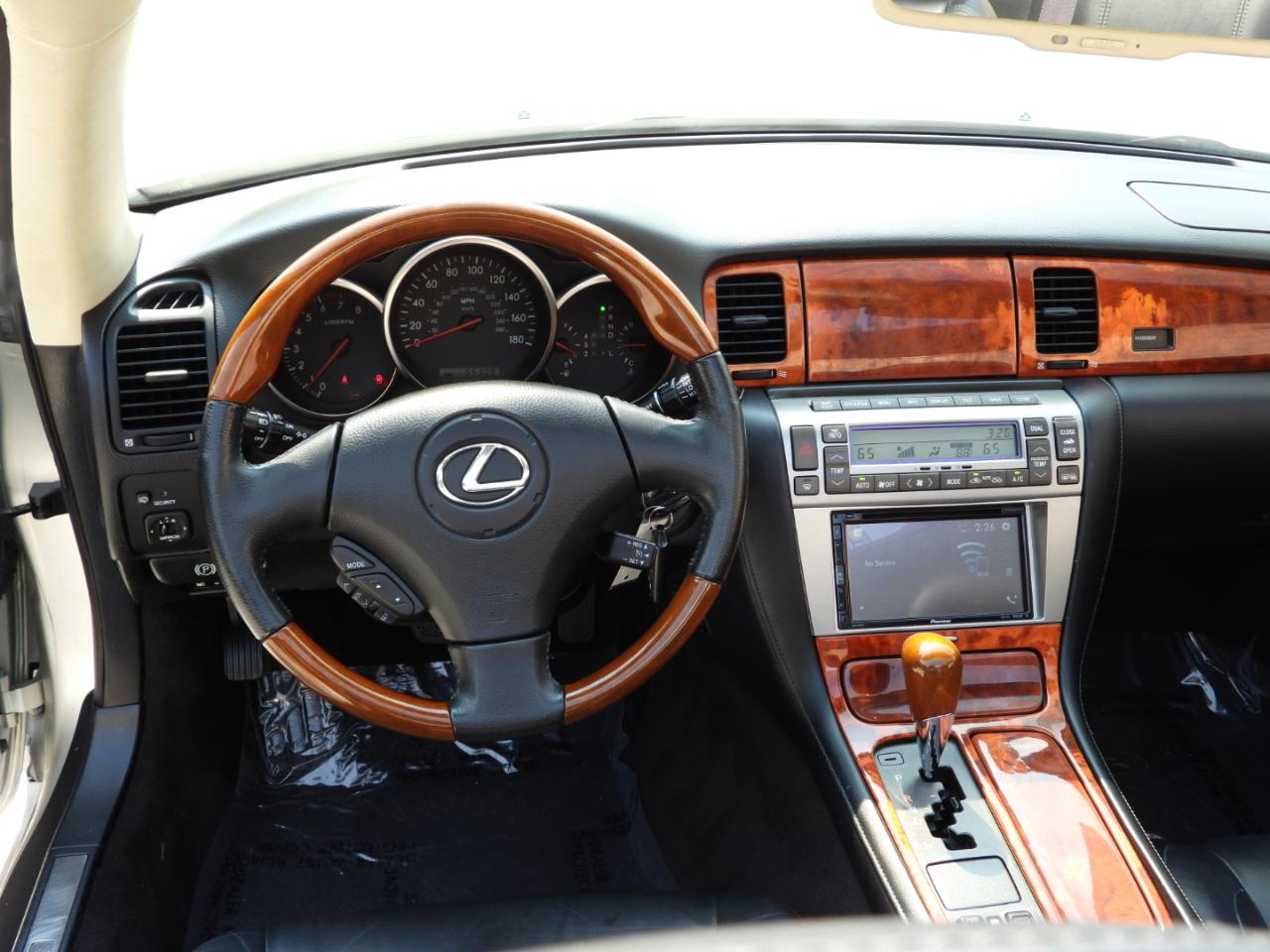 Lexus SC 430 Convertible 2005