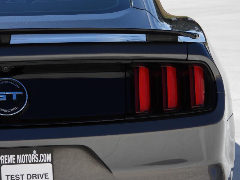 Ford Mustang GT Premium Coupe 2017