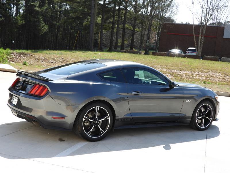 Ford Mustang GT Premium Coupe 2017