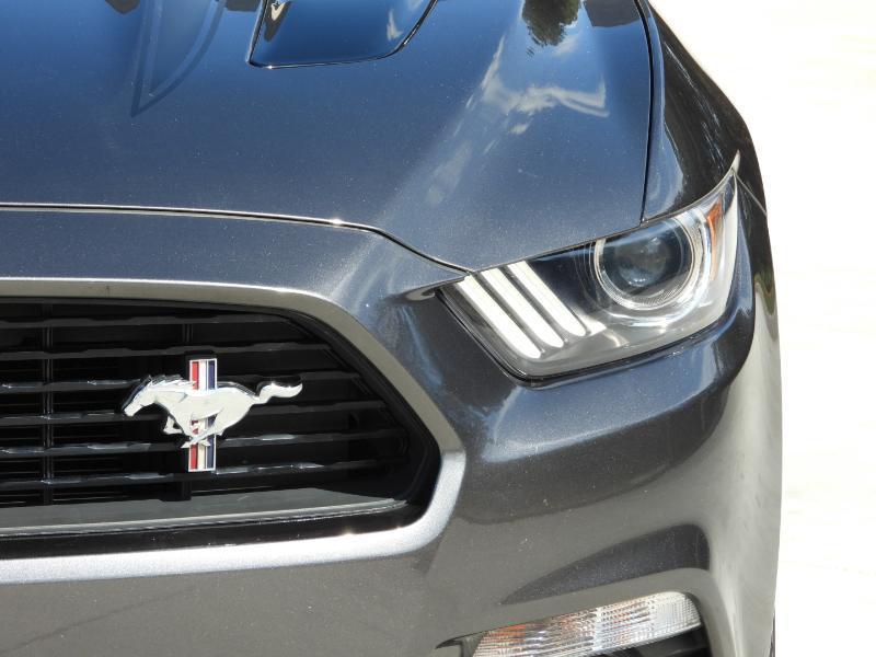 Ford Mustang GT Premium Coupe 2017