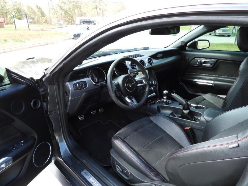 Ford Mustang GT Premium Coupe 2017