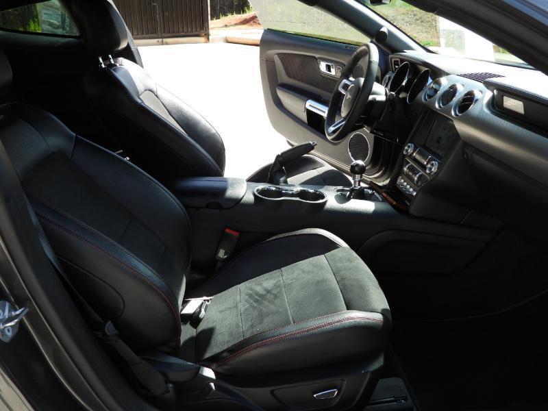 Ford Mustang GT Premium Coupe 2017