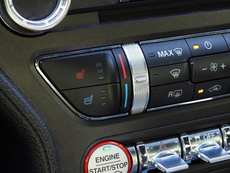 Ford Mustang GT Premium Coupe 2017