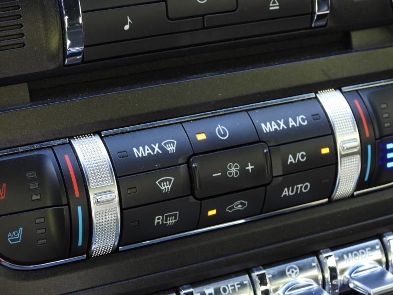 Ford Mustang GT Premium Coupe 2017