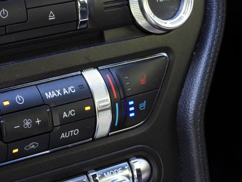 Ford Mustang GT Premium Coupe 2017