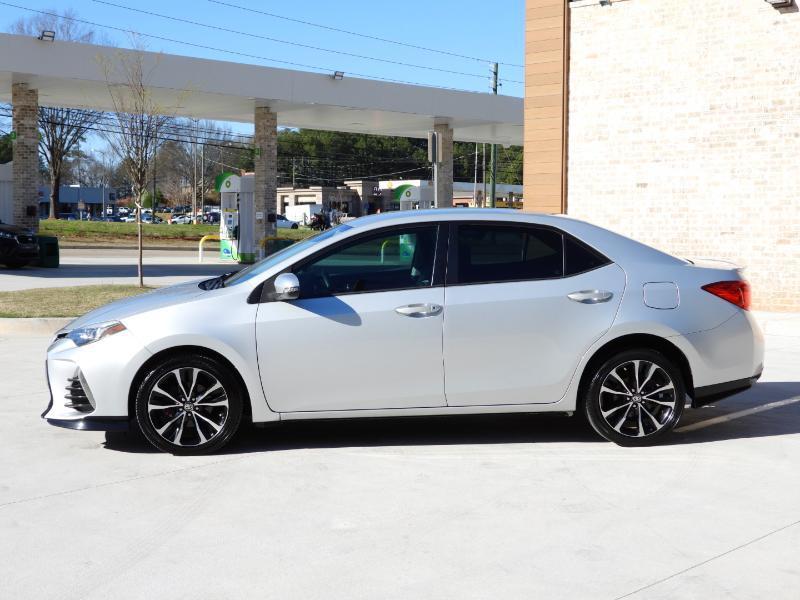 Toyota Corolla SE 4D Sedan 2017