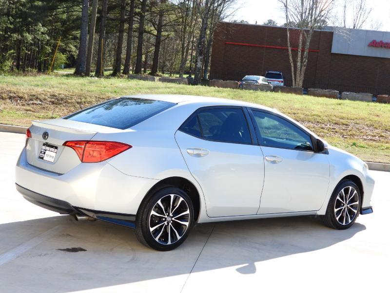 Toyota Corolla SE 4D Sedan 2017