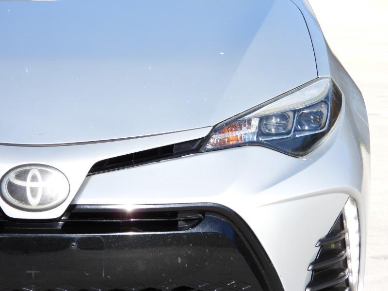 Toyota Corolla SE 4D Sedan 2017