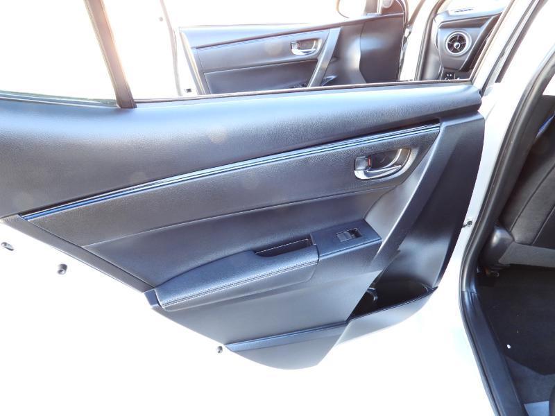 Toyota Corolla SE 4D Sedan 2017