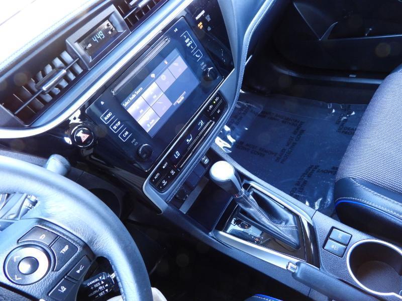 Toyota Corolla SE 4D Sedan 2017