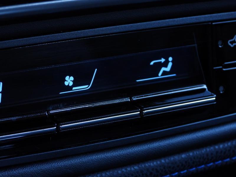 Toyota Corolla SE 4D Sedan 2017