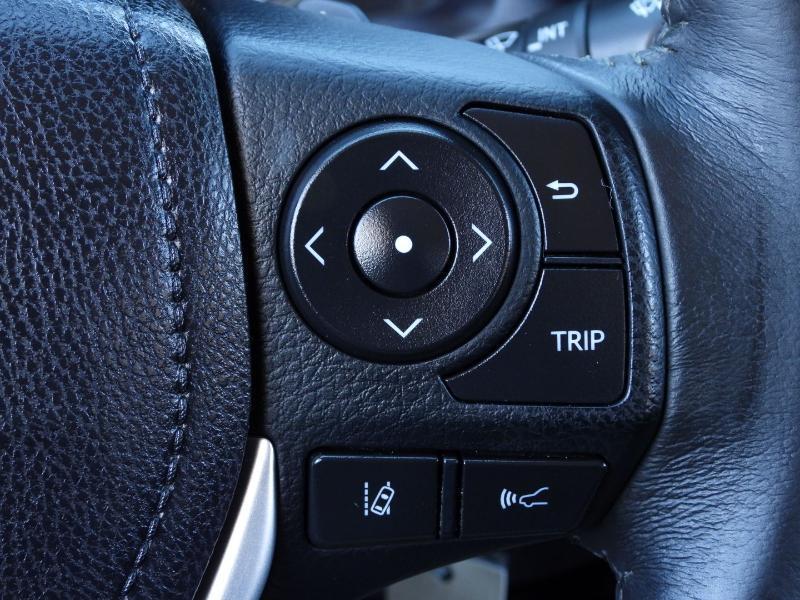 Toyota Corolla SE 4D Sedan 2017