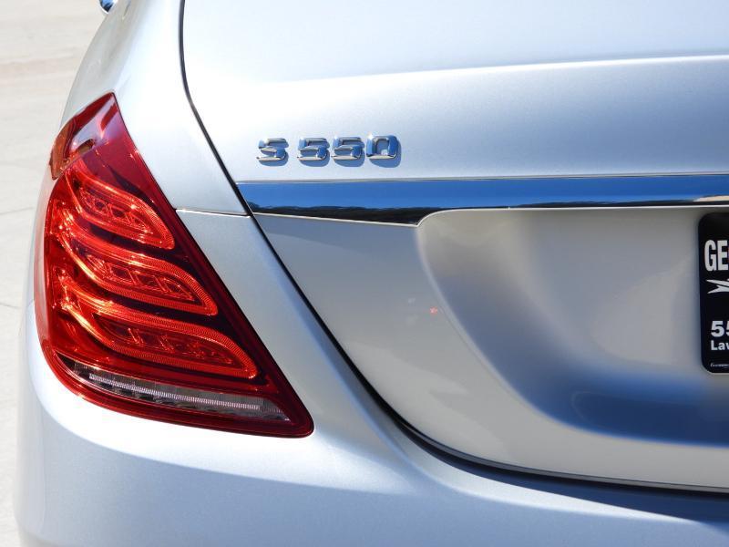 Mercedes-Benz S-Class S550 4MATIC 2014