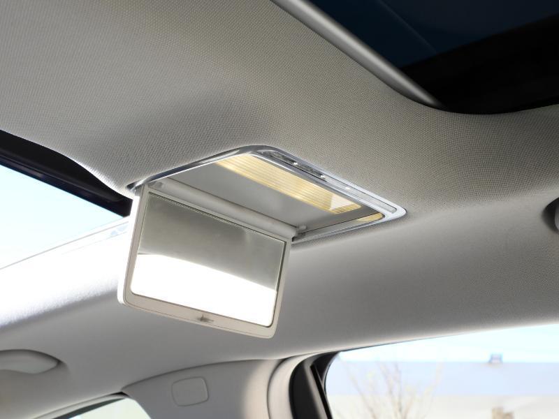 Mercedes-Benz S-Class S550 4MATIC 2014