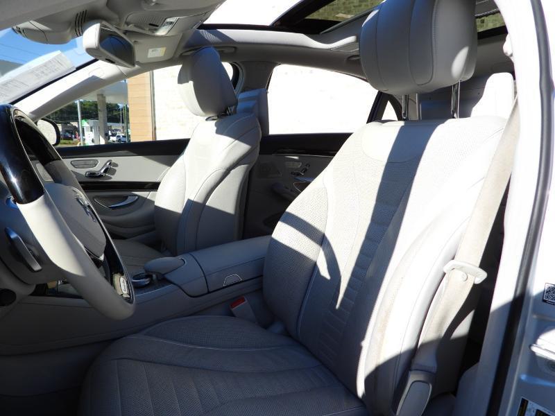 Mercedes-Benz S-Class S550 4MATIC 2014