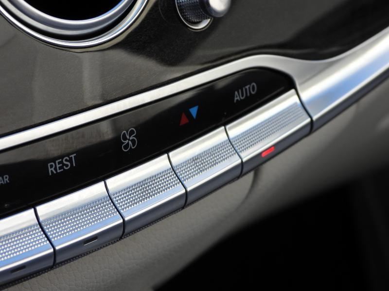 Mercedes-Benz S-Class S550 4MATIC 2014